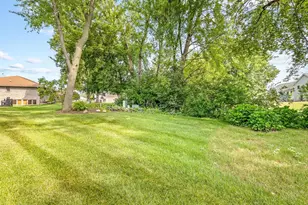 6616 Sandalwood Close, Rockford, IL 61108 - Photo 39
