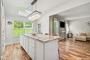 1102 Iron Horse Ct, Elgin, IL 60124 - Photo 13