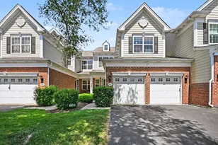 1102 Iron Horse Ct, Elgin, IL 60124 - Photo 1