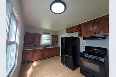 2302 Horeb Avenue, Zion, IL 60099 - Photo 11