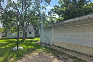 2302 Horeb Ave, Zion, IL 60099 - Photo 21