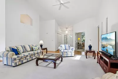 4619 Cornerstone Drive, Winthrop Harbor, IL 60096 - Photo 9