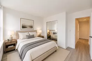 4250 N Marine Dr, Chicago, IL 60613 - Photo 13