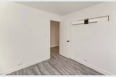 4250 N Marine Drive #807, Chicago, IL 60613 - Photo 9
