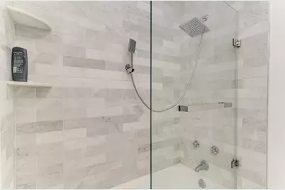 4250 N Marine Drive #807, Chicago, IL 60613 - Photo 21