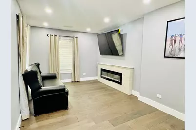 7258 W 72nd Street, Bridgeview, IL 60455 - Photo 3