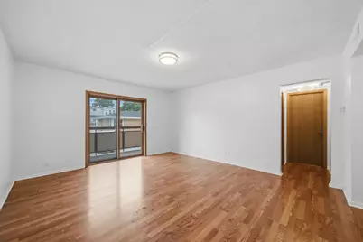 6441 W Pershing Road #104, Stickney, IL 60402 - Photo 5