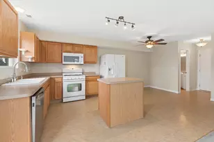 25270 Faraday Rd, Manhattan, IL 60442 - Photo 9
