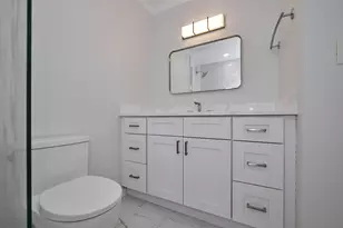 88 W Schiller St, Chicago, IL 60610 - Photo 11