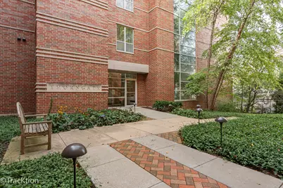 57 E Hattendorf Avenue #210, Roselle, IL 60172 - Photo 3