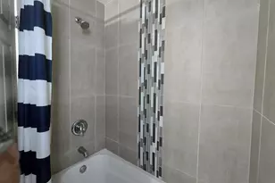8622 S Escanaba Ave, Chicago, IL 60617 - Photo 11
