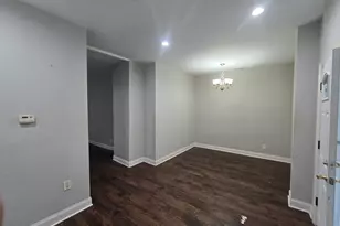 8622 S Escanaba Ave, Chicago, IL 60617 - Photo 3