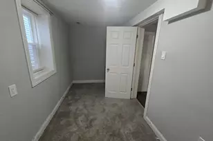8622 S Escanaba Ave, Chicago, IL 60617 - Photo 17