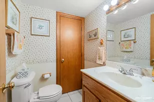 15555 McGirr Rd, Hinckley, IL 60520 - Photo 37