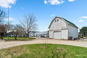 15555 McGirr Rd, Hinckley, IL 60520 - Photo 51