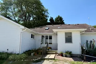 15555 McGirr Rd, Hinckley, IL 60520 - Photo 5