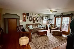 15555 McGirr Rd, Hinckley, IL 60520 - Photo 13