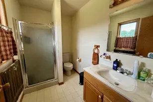 15555 McGirr Rd, Hinckley, IL 60520 - Photo 17