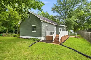 206 E Prairie St, Odell, IL 60460 - Photo 1