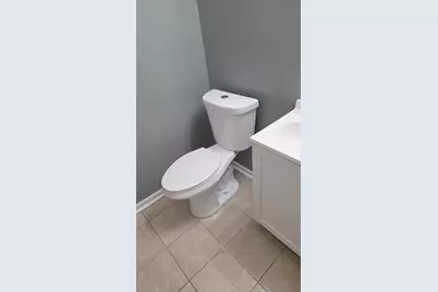 940 Miller Avenue, Streamwood, IL 60107 - Photo 13
