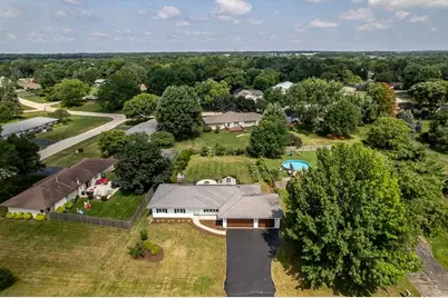 7242 Moss Canyon Road, Cherry Valley, IL 61016 - Photo 3