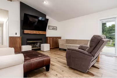 7242 Moss Canyon Road, Cherry Valley, IL 61016 - Photo 25