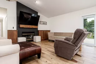 7242 Moss Canyon Rd, Cherry Valley, IL 61016 - Photo 25