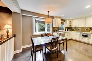 808 Dawes St, Libertyville, IL 60048 - Photo 15