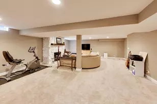 808 Dawes St, Libertyville, IL 60048 - Photo 35