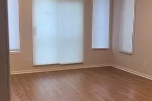 7955 S Manistee Ave, Chicago, IL 60617 - Photo 3