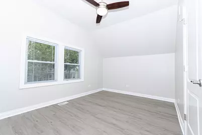 2824 N Springfield Avenue, Chicago, IL 60618 - Photo 35