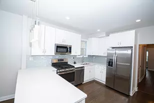 2824 N Springfield Ave, Chicago, IL 60618 - Photo 13