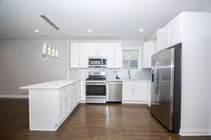 2824 N Springfield Ave, Chicago, IL 60618 - Photo 15