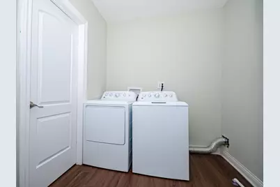 2824 N Springfield Avenue, Chicago, IL 60618 - Photo 23