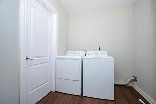 2824 N Springfield Ave, Chicago, IL 60618 - Photo 23