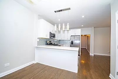 2824 N Springfield Avenue, Chicago, IL 60618 - Photo 11