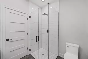 671 W Lake Cook Rd, Palatine, IL 60074 - Photo 23