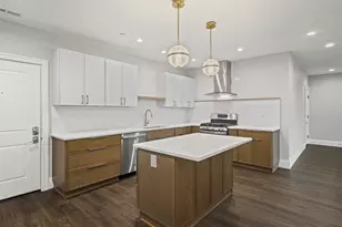 1036 Lake St, Oak Park, IL 60301 - Photo 9