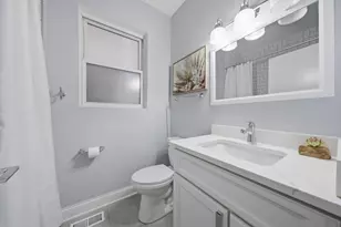 1457 W Fry St, Chicago, IL 60642 - Photo 19