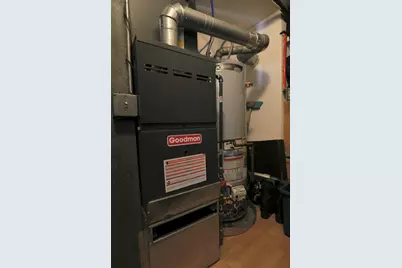 [Address not provided], Elmwood Park, IL 60707 - Photo 17