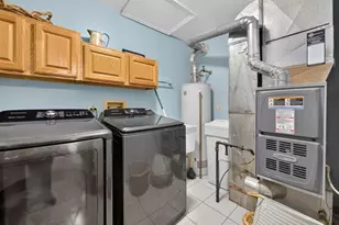 3028 Virginia Ave, McHenry, IL 60050 - Photo 11