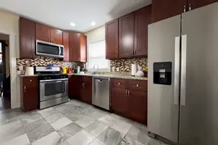 4917 W Addison St, Chicago, IL 60641 - Photo 3
