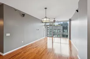 125 S Green St, Chicago, IL 60607 - Photo 3