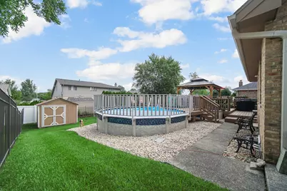 9224 Greenwood Drive, Tinley Park, IL 60487 - Photo 29