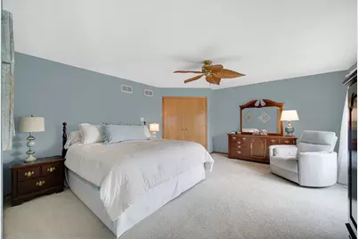 9224 Greenwood Drive, Tinley Park, IL 60487 - Photo 15