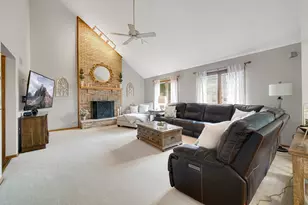 9224 Greenwood Dr, Tinley Park, IL 60487 - Photo 9