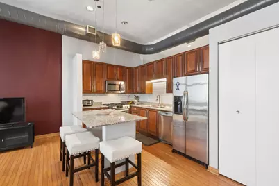 333 W Hubbard Street #709, Chicago, IL 60654 - Photo 7