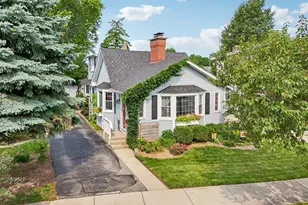 1216 Canfield Rd, Park Ridge, IL 60068 - Photo 1