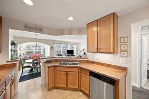 848 Voyage Way, Elgin, IL 60124 - Photo 9