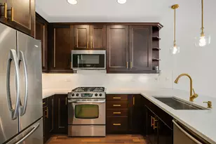 3946 N Ravenswood Ave, Chicago, IL 60613 - Photo 3